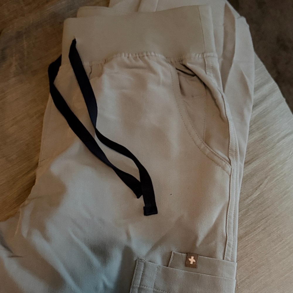 Figs dusty blue light blue scrub pants xs petite